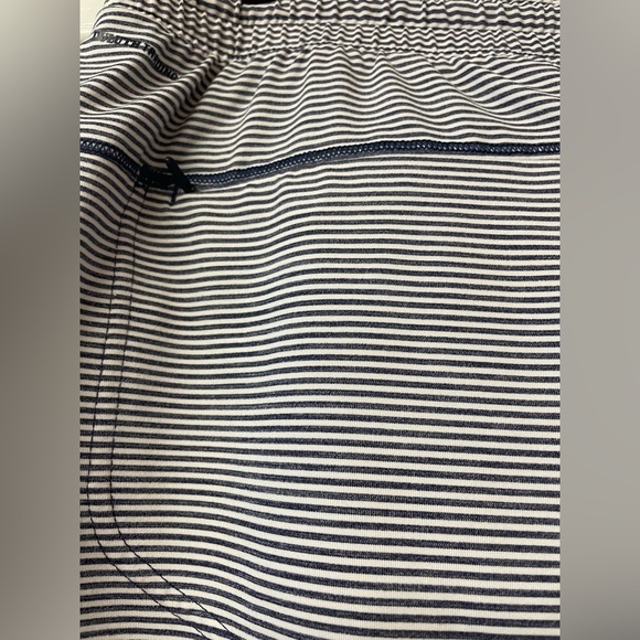 NWOT Duluth Trading Tennis Skirt Navy/White Size M tennis, golf, hiking - Picture 4 of 7